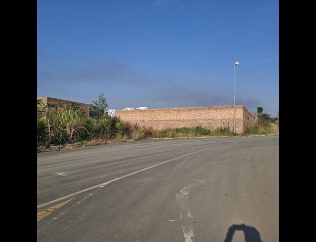 INDUSTRIAL FOR SALE IN MOSTYN PARK